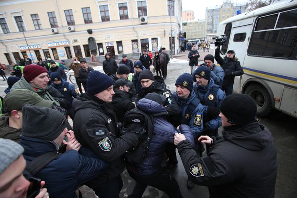 Столкновения С14 СИЧ с полицией Столкновения С14 СИЧ с полицией