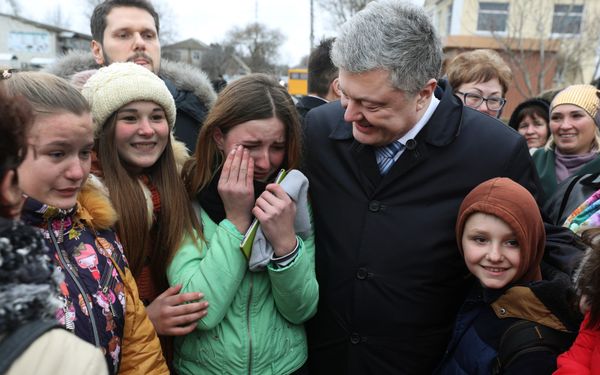Порошенко дети плач слезы Порошенко дети плач слезы