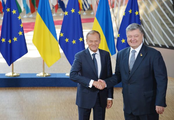 Туск Порошенко