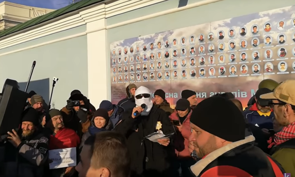 Белая балаклава Киев Белая балаклава Киев