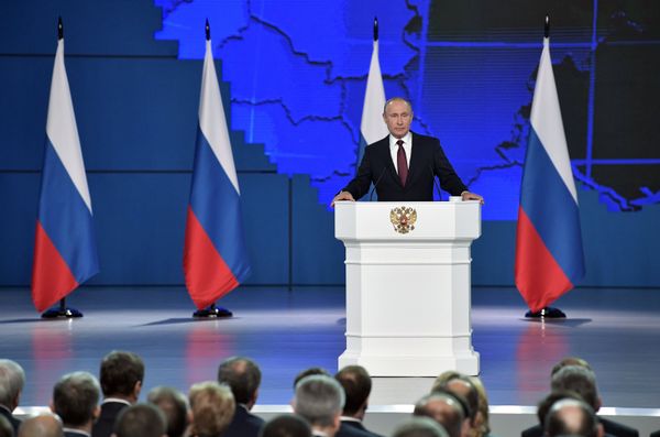Ежегодное послание президента РФ В. Путина Федеральному Собранию Ежегодное послание президента РФ В. Путина Федеральному Собранию