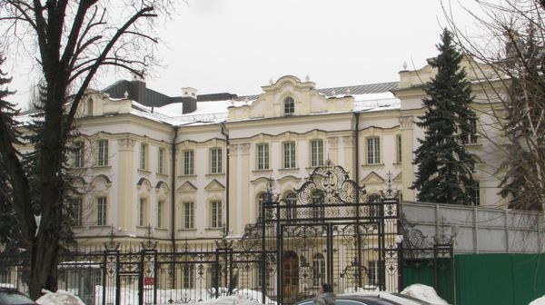 Кловский дворец в Печерске Кловский дворец в Печерске
