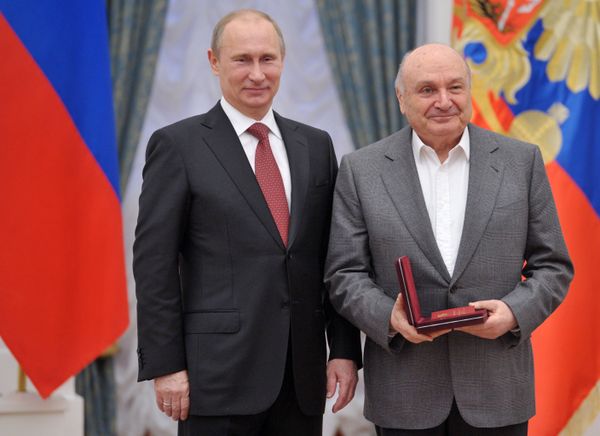 Президент РФ В.Путин вручил государственные награды в Кремле