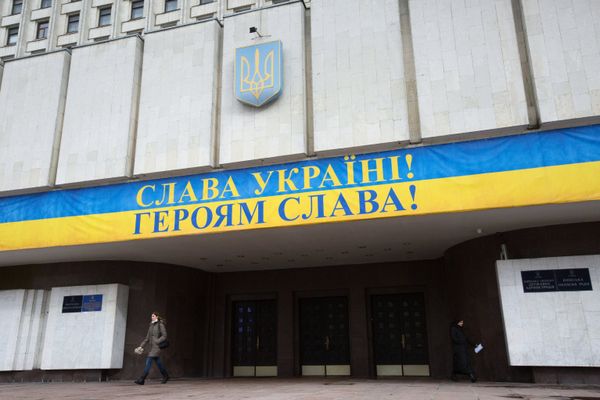 Брифинг председателя ЦИК Украины Т. Слипачук Брифинг председателя ЦИК Украины Т. Слипачук