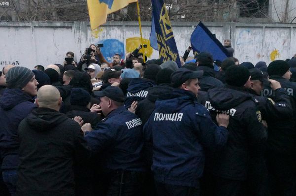 Президент Украины П. Порошенко посетил Черкассы в рамках предвыборной кампании Президент Украины П. Порошенко посетил Черкассы в рамках предвыборной кампании