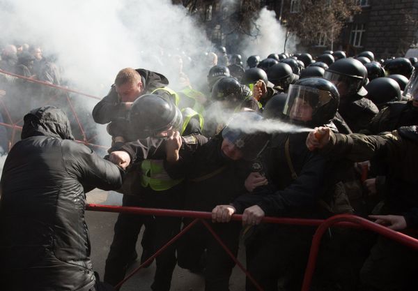 Акция в Киеве против коррупции в оборонной промышленности Акция в Киеве против коррупции в оборонной промышленности