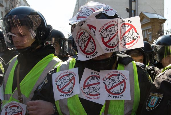 Акция в Киеве против коррупции в оборонной промышленности
