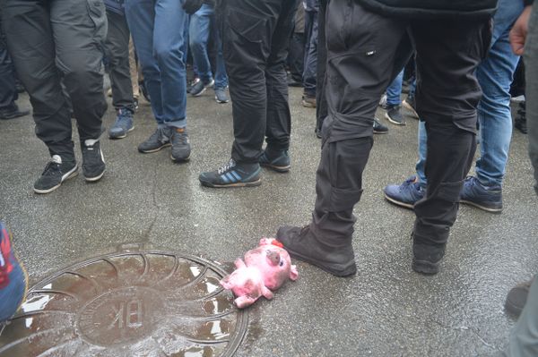Партия «Нацкорпус» устроила митинг в Киеве националисты нацдружины Партия «Нацкорпус» устроила митинг в Киеве националисты нацдружины