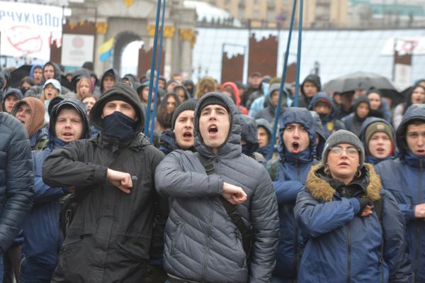 Партия «Нацкорпус» устроила митинг в Киеве националисты нацдружины Партия «Нацкорпус» устроила митинг в Киеве националисты нацдружины