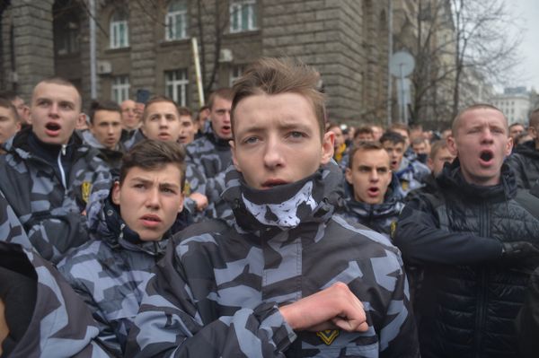 Партия «Нацкорпус» устроила митинг в Киеве националисты нацдружины