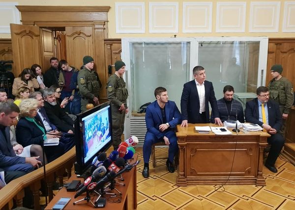 Заседание суда по делу журналиста К. Вышинского в Киеве