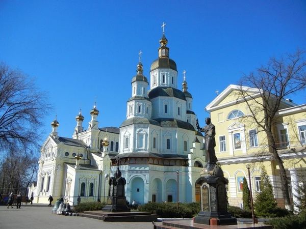 Покровский собор Харькова