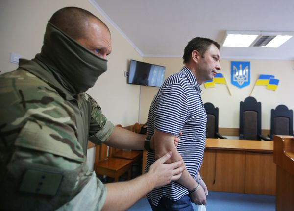 Заседание суда по делу журналиста К. Вышинского в Херсоне