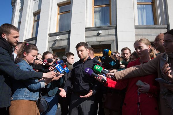 Брифинг избранного президента Украины В. Зеленского