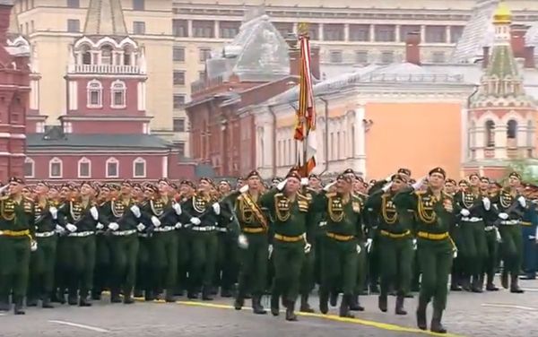 парад севастопольские мотострелки парад севастопольские мотострелки