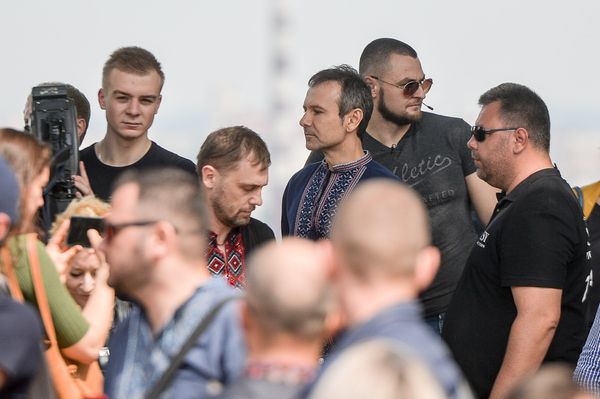 Вакарчук представил свою команду Вакарчук представил свою команду