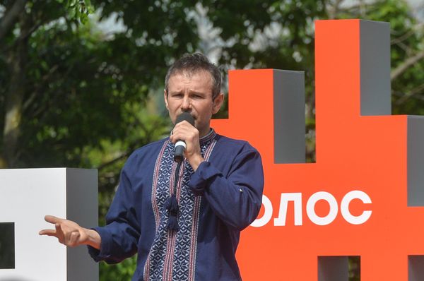 Вакарчук представил свою команду Вакарчук представил свою команду