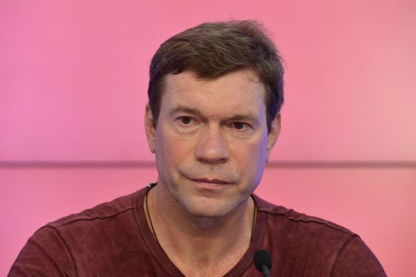 П/к на тему: Президент Зеленский: эпохальные перемены или легкая коррекция курса?