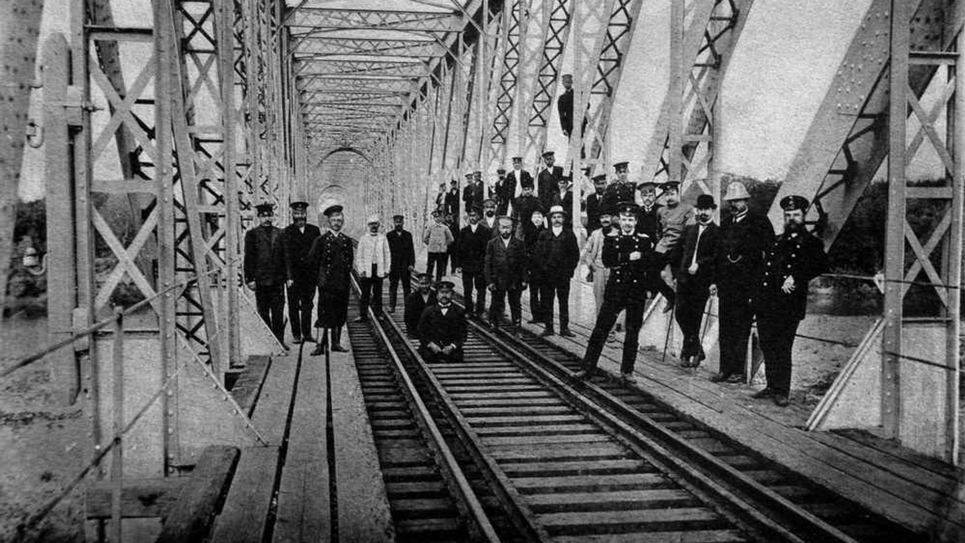 Мост через реку Донец Екатериненская железная дорога - РИА Новости, 1920, 30.05.2023