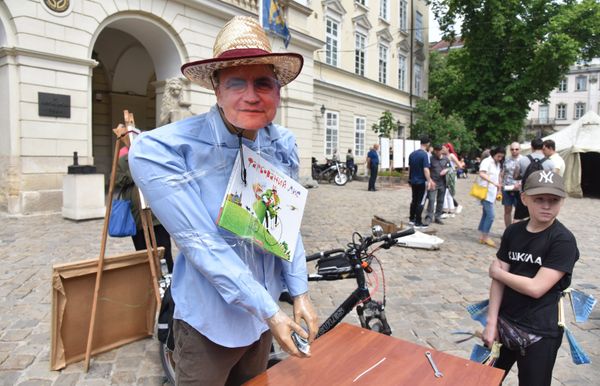 Акция против произвола чиновников во Львове Акция против произвола чиновников во Львове