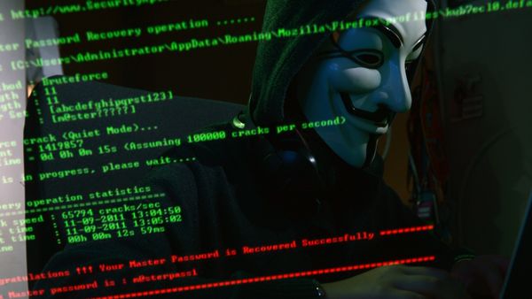 Вирус-вымогатель атаковал IT-системы компаний в разных странах