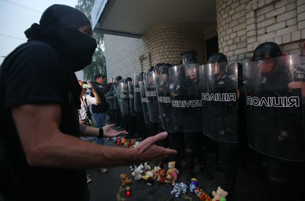 Акции памяти по погибшему мальчику от произвола полиции на Украине Акции памяти по погибшему мальчику от произвола полиции на Украине