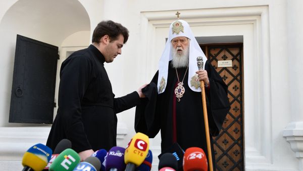 Заседание синода Православной церкви Украины Заседание синода Православной церкви Украины