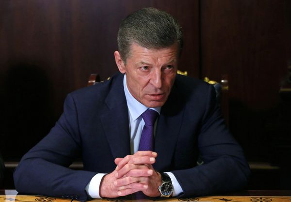 Премьер-министр РФ Д. Медведев провел совещание с вице-премьерами РФ