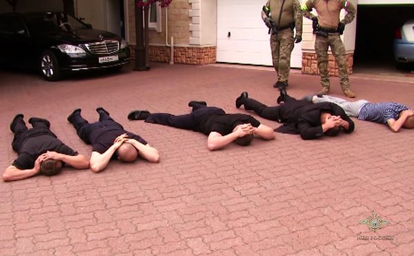 Правоохранительные органы задержали Захария Калашова по подозрению в вымогательстве Правоохранительные органы задержали Захария Калашова по подозрению в вымогательстве