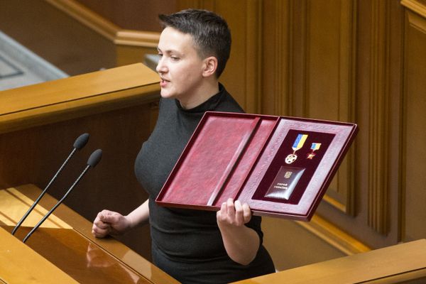 Н. Савченко задержали у Верховной рады Украины