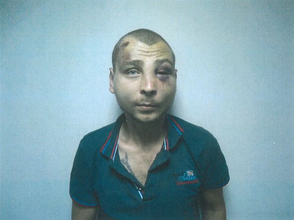Бывший заключенный тюрьмы на территории аэропорта в Мариуполе Бывший заключенный тюрьмы на территории аэропорта в Мариуполе