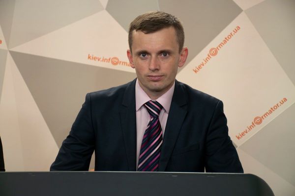 Руслан Бортник