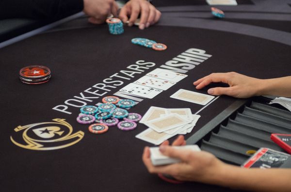 PokerStars Championship Sochi. Турнир суперхайроллеров