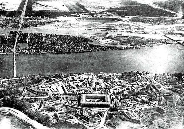 Цитадель Киевской крепости. Немецкая аэрофотосъёмка 1918 года Цитадель Киевской крепости. Немецкая аэрофотосъёмка 1918 года
