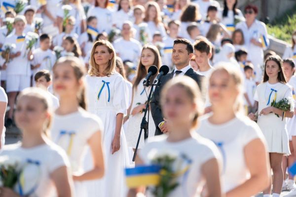 Президент Украины Владимир Зеленский с супругой Еленой Президент Украины Владимир Зеленский с супругой Еленой