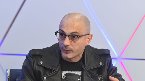 историк и писатель Армен Гаспарян историк и писатель Армен Гаспарян