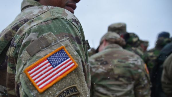 Совместные военные учения США и Румынии в рамках операции Атлантическая решимость Совместные военные учения США и Румынии в рамках операции Атлантическая решимость