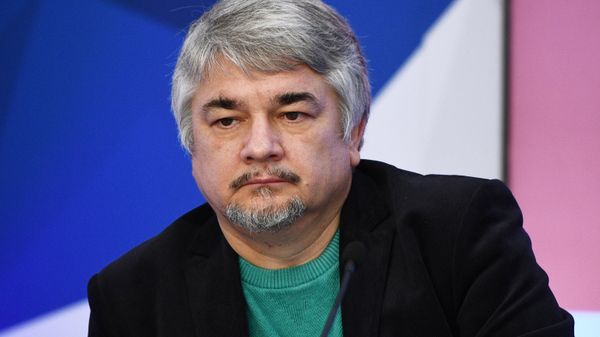 Ростислав Ищенко