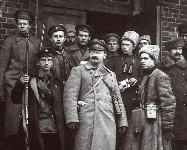 Лев Троцкий Лев Давидович Троцкий