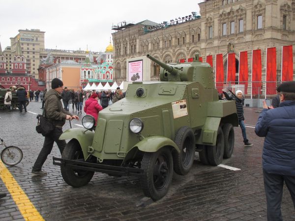 выставка исторической военной техники выставка исторической военной техники