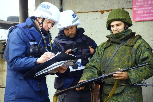 Разведение сил в Донбассе Разведение сил в Донбассе