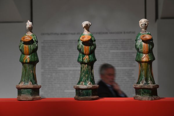 Выставка Стражи времени. Керамическая скульптура Древнего Китая Выставка Стражи времени. Керамическая скульптура Древнего Китая