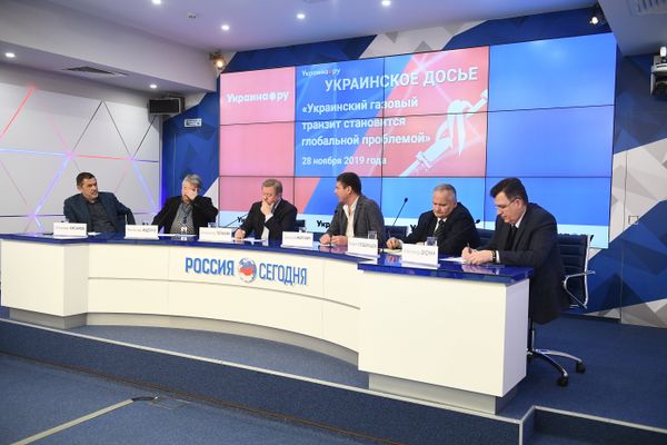Пресс-конференция «Украинский газовый транзит становится глобальной проблемой» Пресс-конференция «Украинский газовый транзит становится глобальной проблемой»