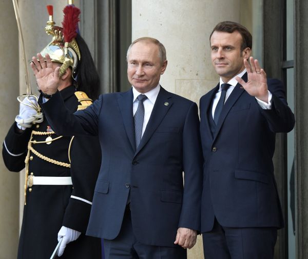 Рабочий визит президента РФ В. Путина во Францию