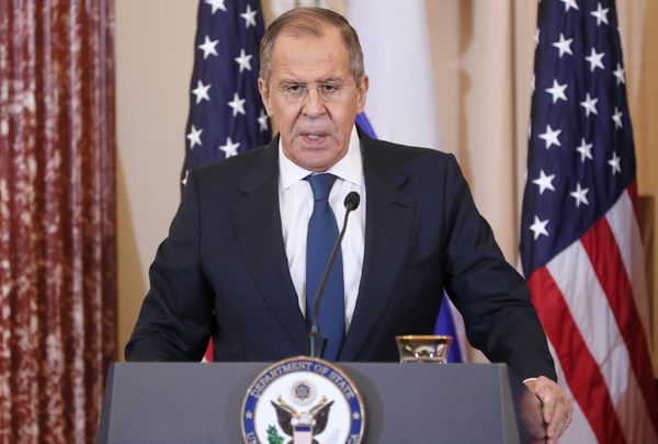 Встреча главы МИД РФ С. Лаврова и госсекретаря США М. Помпео Встреча главы МИД РФ С. Лаврова и госсекретаря США М. Помпео