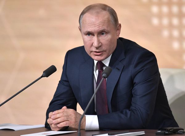 Ежегодная большая пресс-конференция президента РФ В. Путина Ежегодная большая пресс-конференция президента РФ В. Путина
