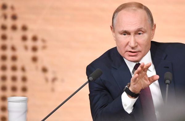 Ежегодная большая пресс-конференция президента РФ В. Путина Ежегодная большая пресс-конференция президента РФ В. Путина