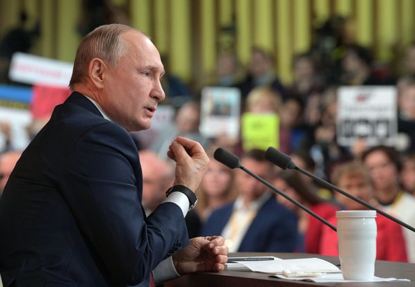 Ежегодная большая пресс-конференция президента РФ В. Путина