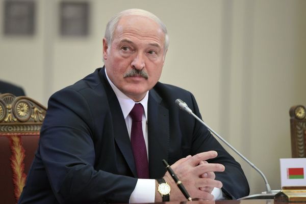 Рабочая поездка президента РФ В. Путина в Санкт-Петербург