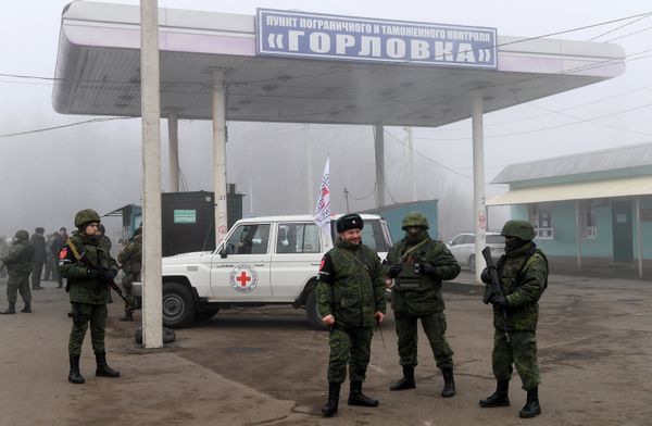 Обмен военнопленными между ДНР, ЛНР и Украиной в Донецкой области